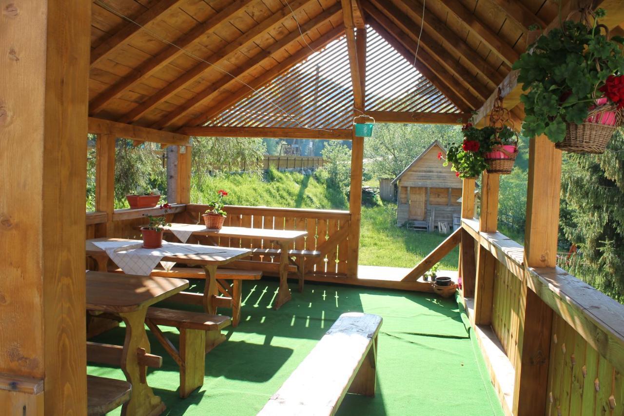Arnica Montana Hotel อาริเอเชนิ ภายนอก รูปภาพ